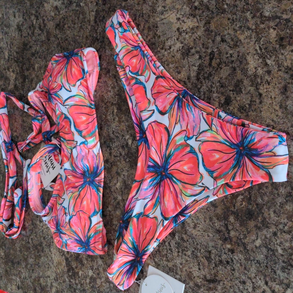 Kulani Kinis Bikini